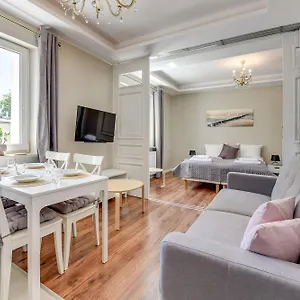 Lion - Costa Brava Apartament